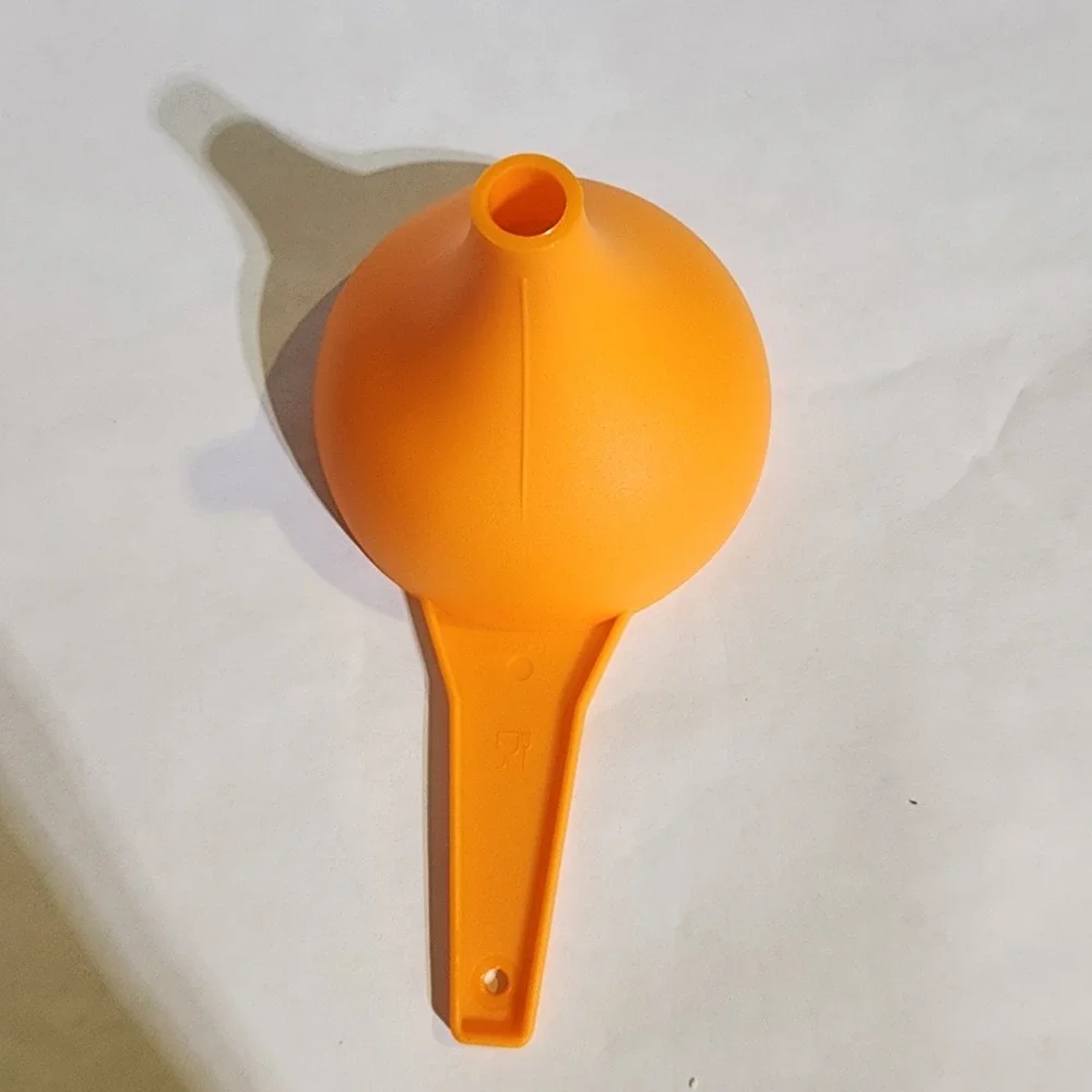 ☀️ Tupperware Orange Funnel Small‎ Kitchen 1227-3 U.S.A.